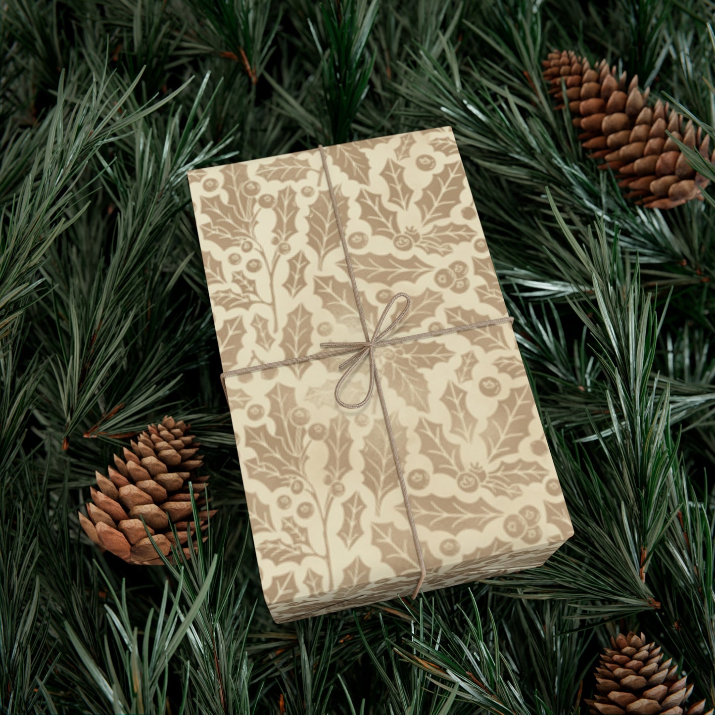 Gold Holly Gift Wrap Papers