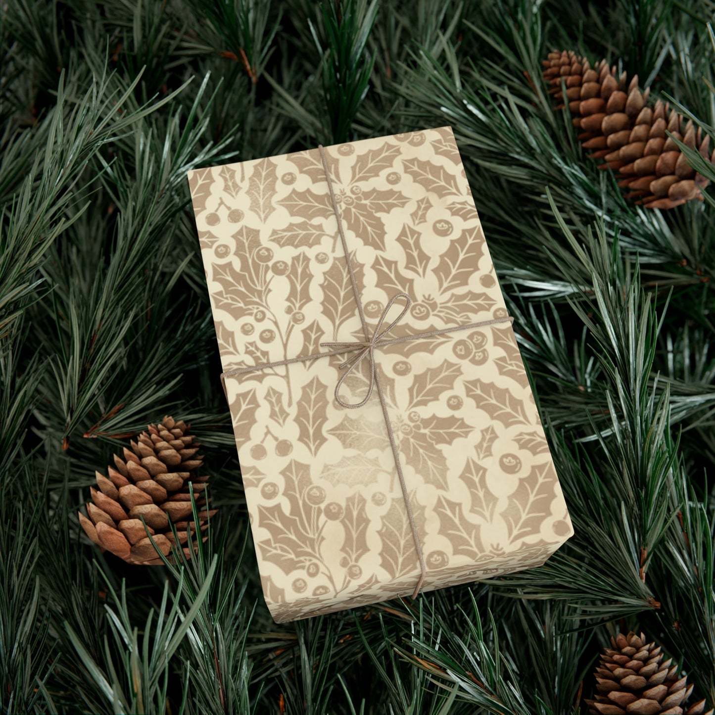 Gold Holly Gift Wrap Papers